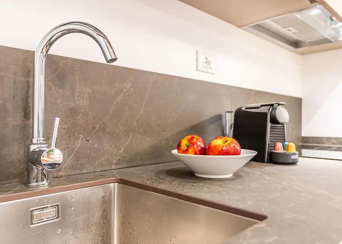 Apartament Vatican Modern 5 Min Metro A - Terrestre